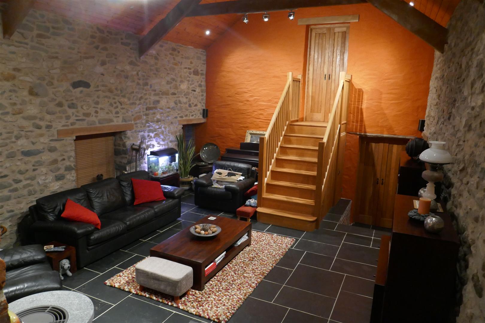 SITTING ROOM